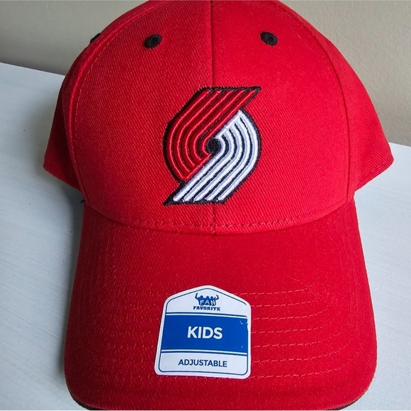 NBA Portland Trail Blazers New Era Vibrant Red Cap with Embroidered Logo New - Picture 3 of 6